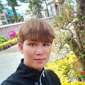 Lê Ngân Giang