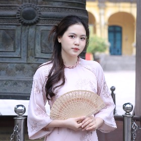 NGUYỄN THUỲ NHUNG