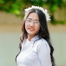 Nguyễn Phương Uyên