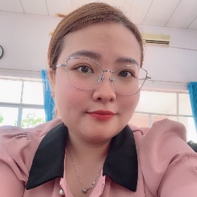 Lê Thị Phương Hằng