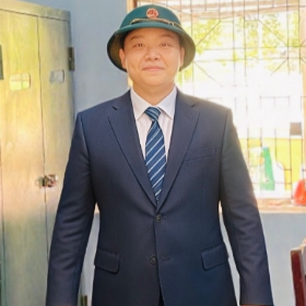 Hoàng Tây