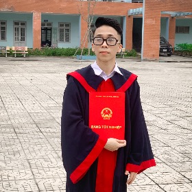Phí Mạnh Hiếu