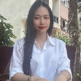 PHÙNG THUÝ NGA