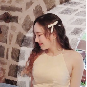 TRẦN TUYẾT NGÂN