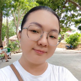 QUÁCH HUỆ ANH 郭惠瑛